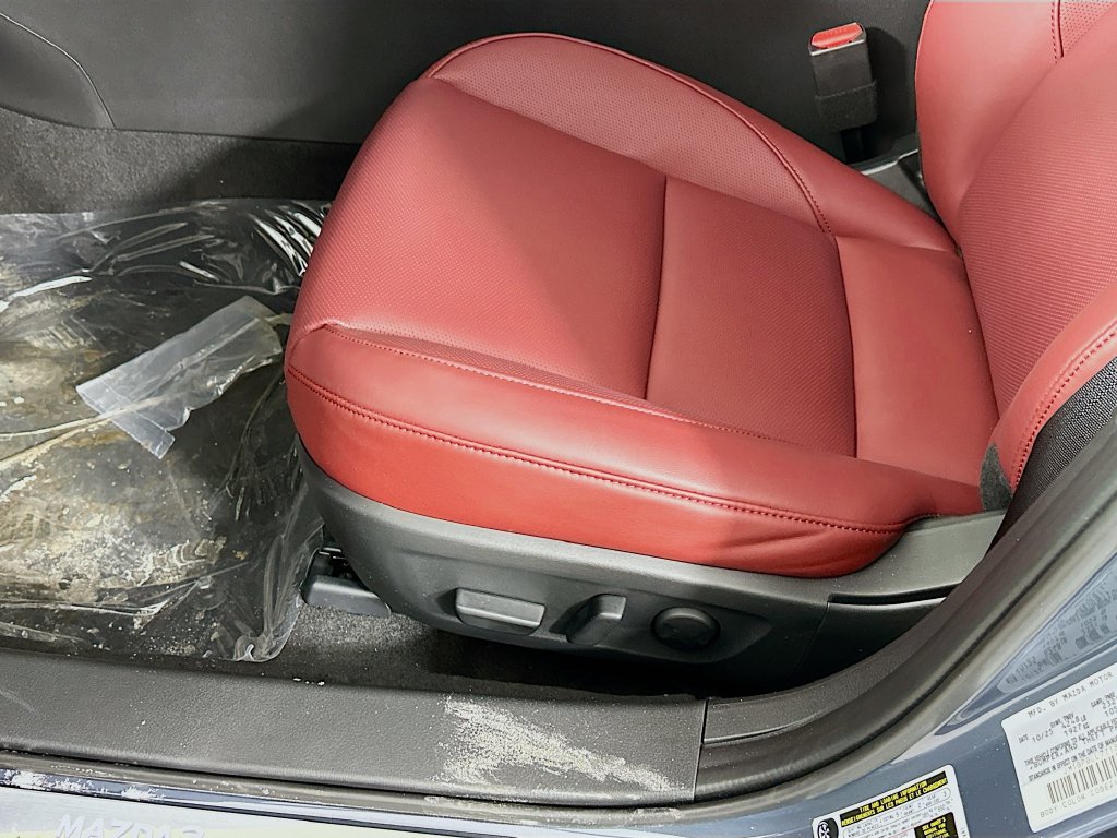 Used 2026 MAZDA MAZDA3 Carbon AWD/4WD image 26
