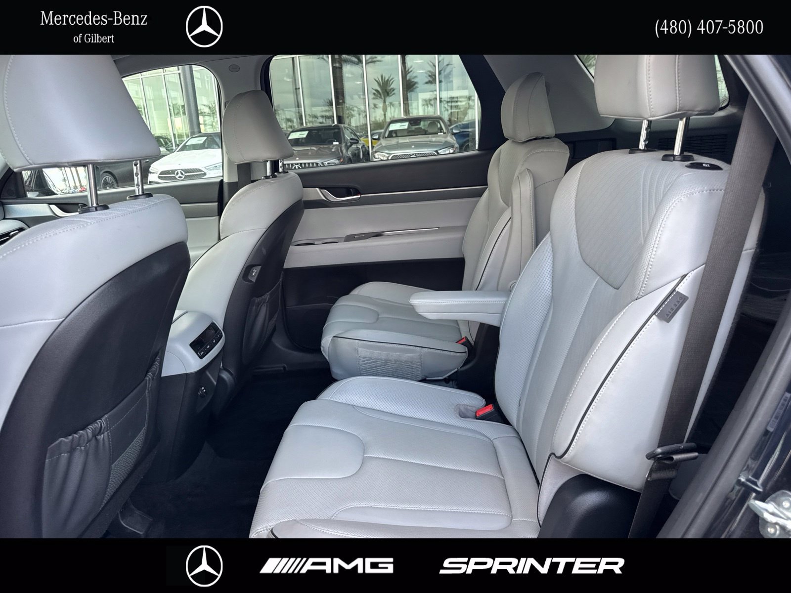 Used 2024 Hyundai Palisade SEL FWD image 17