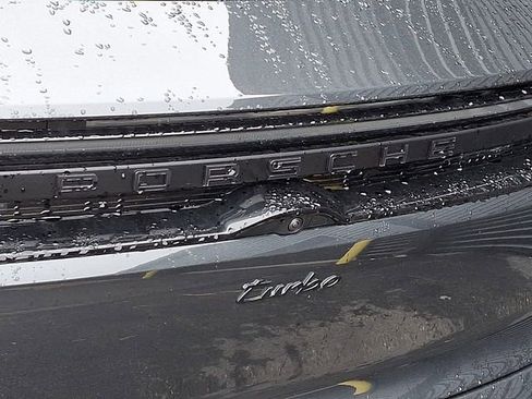 New 2026 Porsche Macan Turbo Electric image 23