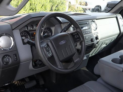 Used 2012 Ford F250 XLT w/ XLT Premium Pkg image 22
