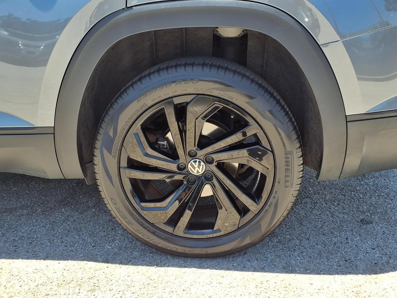 Certified 2023 Volkswagen Atlas SE FWD image 5