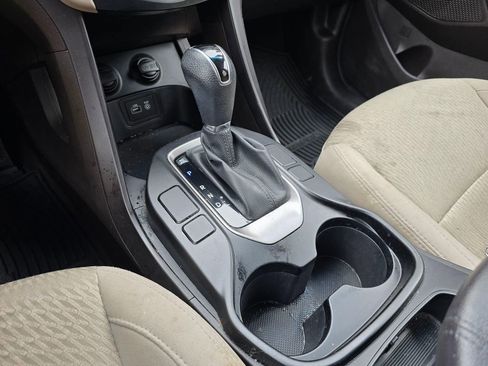 Used 2018 Hyundai Santa Fe Sport FWD image 23