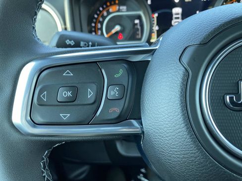 New 2026 Jeep Wrangler Unlimited Sahara AWD/4WD image 16