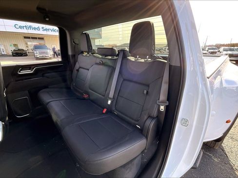 New 2026 GMC Sierra 3500 SLT w/ SLT Convenience Package AWD/4WD image 10