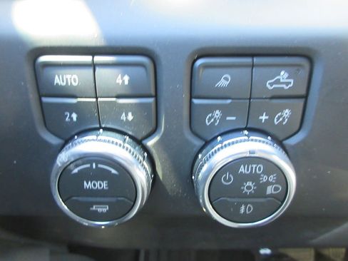 New 2026 GMC Sierra 1500 AT4 w/ AT4 Premium Package AWD/4WD image 19