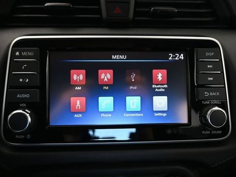 Used 2025 Nissan Versa S w/ Trunk Package FWD image 21