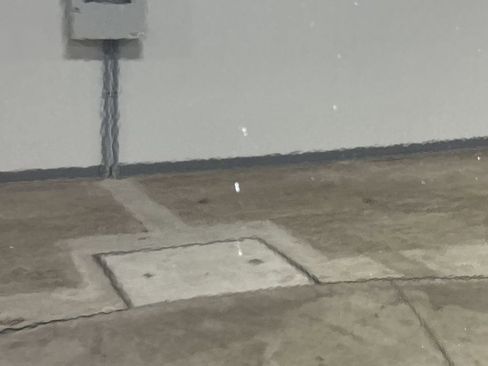 Used 2011 Ford F150 XLT image 36