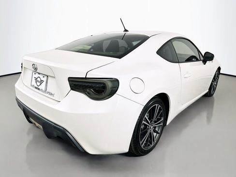 Used 2013 Scion FR-S image 5