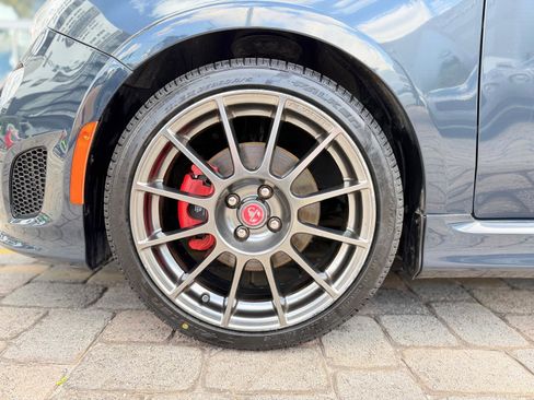 Used 2017 FIAT 500 Abarth w/ Popular Equipment Package image 22