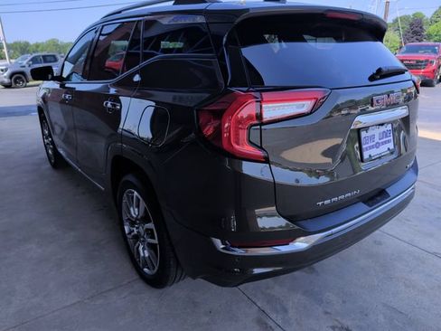 Used 2023 GMC Terrain Denali AWD/4WD image 7