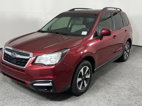 Used 2018 Subaru Forester 2.5i Premium w/ Popular Package #2A AWD/4WD image 7
