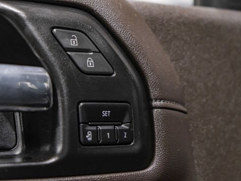 Used 2022 GMC Sierra 2500 Denali w/ Denali Ultimate Package AWD/4WD image 44