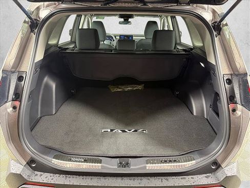 Used 2026 Toyota RAV4 AWD image 18