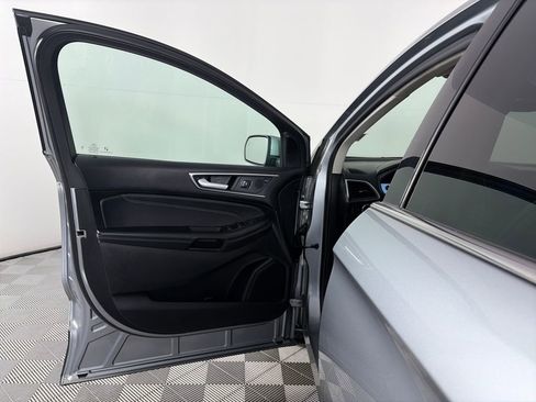 Certified 2024 Ford Edge Titanium image 10