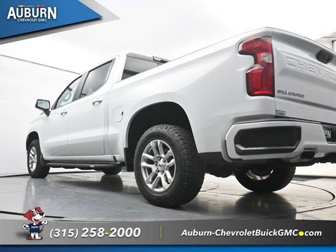 Used 2022 Chevrolet Silverado 1500 RST AWD/4WD image 22