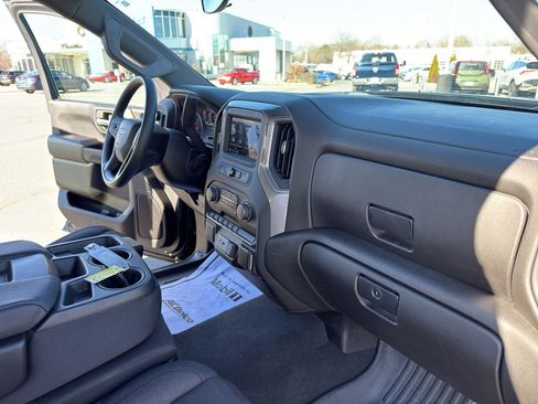 Used 2023 Chevrolet Silverado 1500 Custom image 28