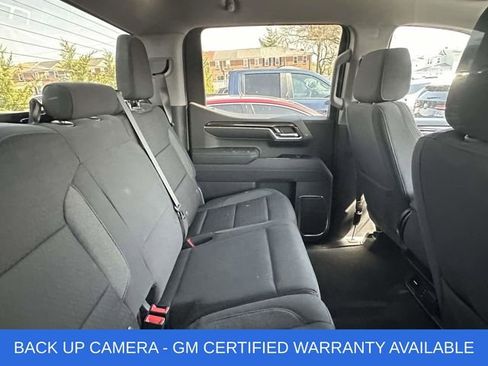 Used 2023 Chevrolet Silverado 1500 LT image 3