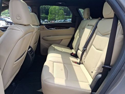 Used 2017 Cadillac XT5 Premium Luxury w/ Driver Assist Package FWD image 16