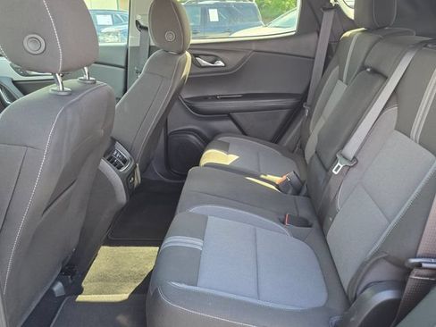 Used 2025 Chevrolet Blazer LT AWD/4WD image 35