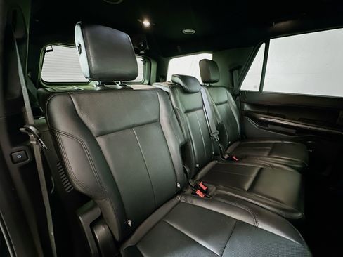 Used 2018 Ford Expedition XLT w/ Equipment Group 202A image 26