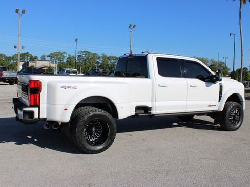 Used 2025 Ford F450 Platinum AWD/4WD image 11