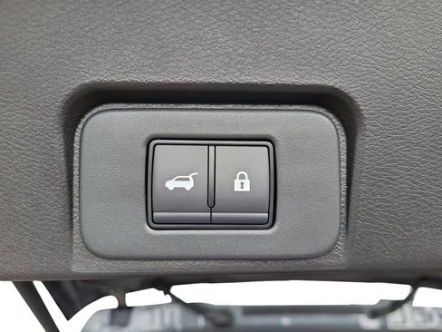 New 2026 Nissan Rogue SV w/ Cold Weather Package AWD/4WD image 22