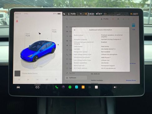 Used 2023 Tesla Model 3 Standard Range RWD image 5