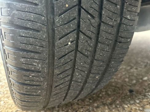 Used 2018 Toyota C-HR image 36