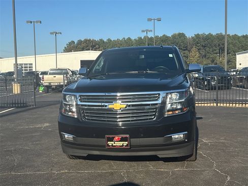 Used 2019 Chevrolet Tahoe Premier image 3