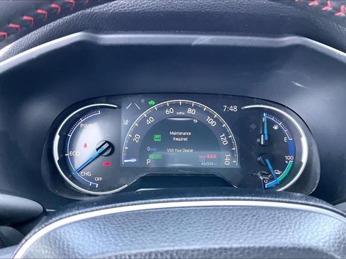 Used 2024 Toyota RAV4 SE w/ Weather & Moonroof Package image 26