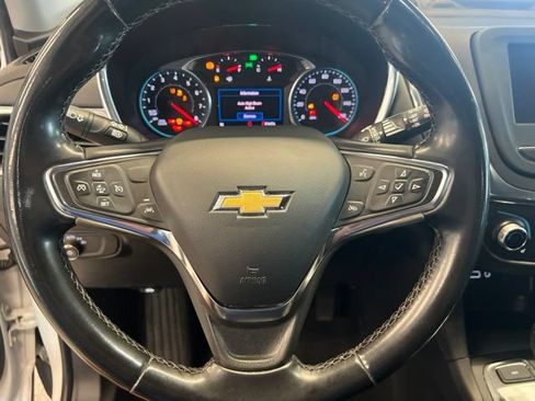 Used 2024 Chevrolet Equinox LT AWD/4WD image 14