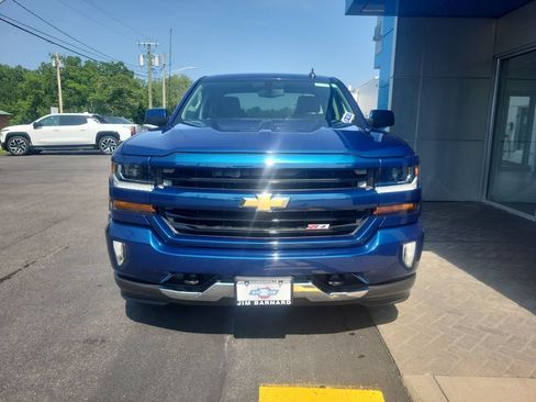 Used 2017 Chevrolet Silverado 1500 LT w/ All Star Edition AWD/4WD image 3
