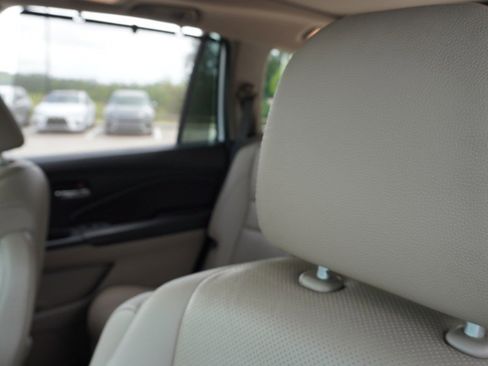 Used 2020 Honda Pilot Elite image 24