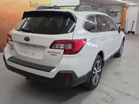 Used 2018 Subaru Outback 3.6R Limited w/ Popular Package #2 image 20