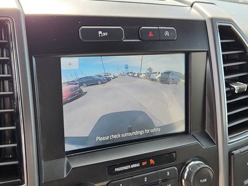 Used 2020 Ford F150 XLT image 14