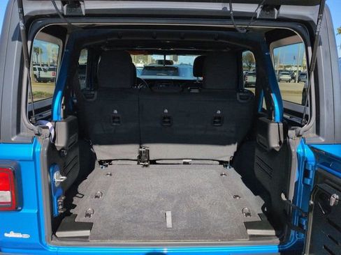 Used 2022 Jeep Wrangler Unlimited Sport image 13