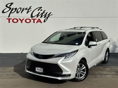 Used 2025 Toyota Sienna Limited