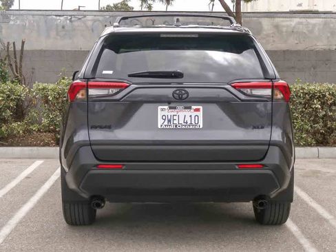 Used 2025 Toyota RAV4 XLE Premium FWD image 9