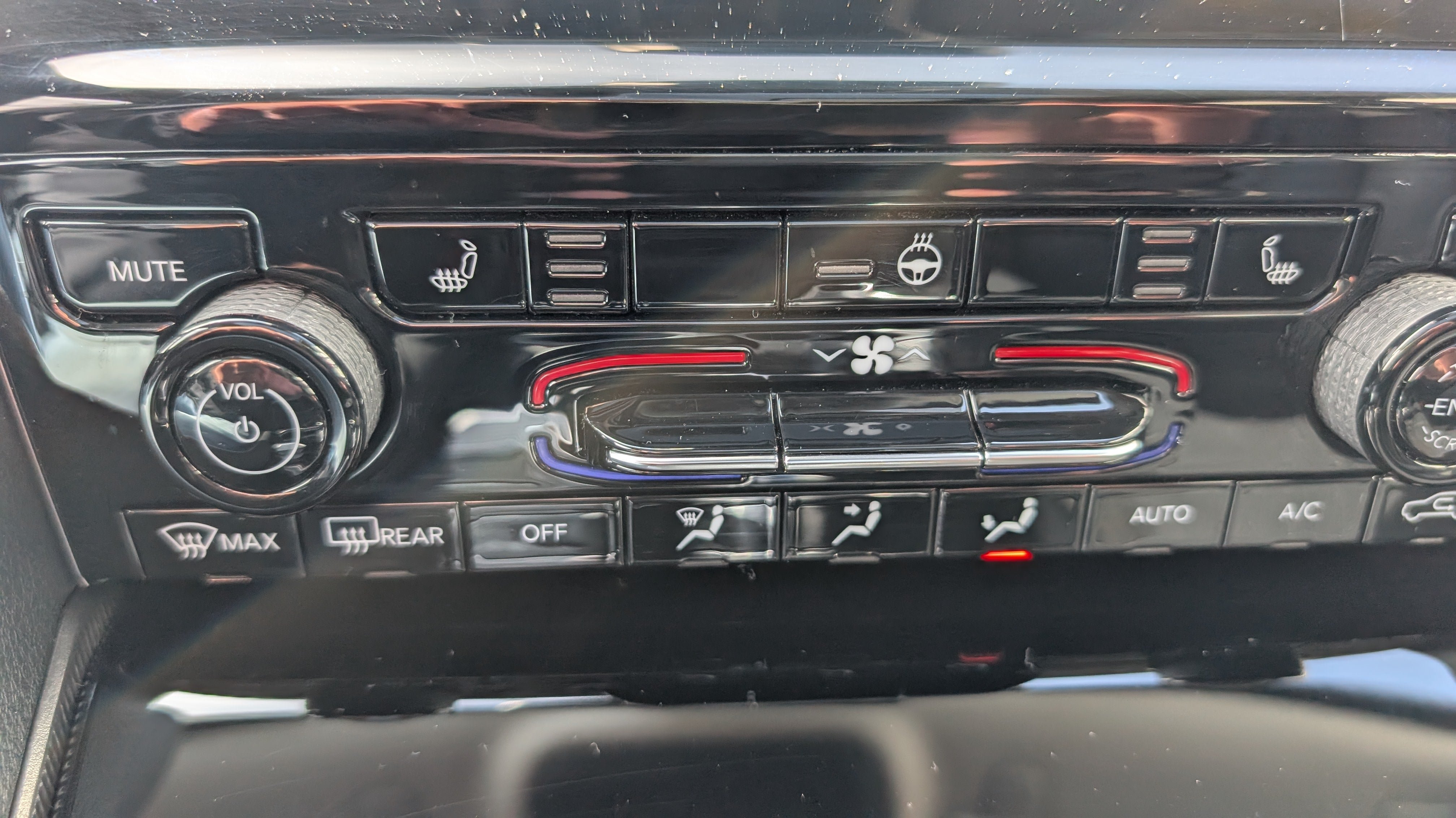 Used 2024 Jeep Grand Cherokee Limited AWD/4WD image 60