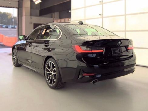 Used 2022 BMW 330i xDrive Sedan w/ Driving Assistance Package AWD/4WD image 4