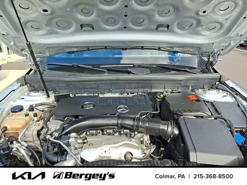 Used 2020 Mercedes-Benz GLB 250 4MATIC image 31