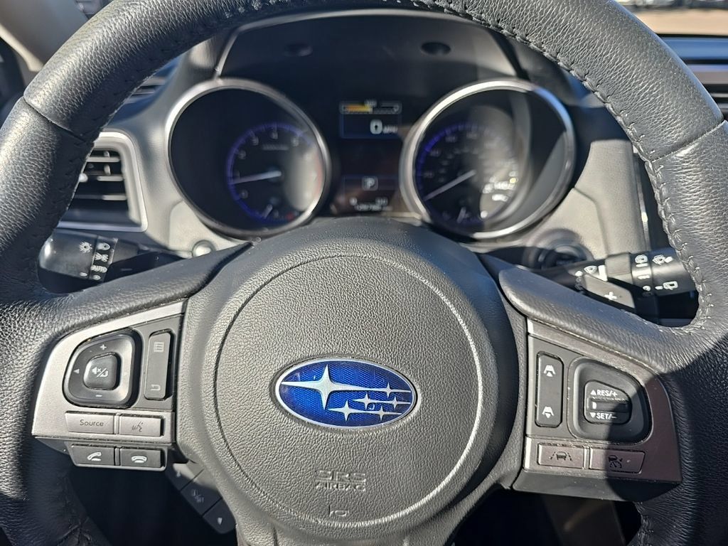 Used 2017 Subaru Outback 2.5i Limited AWD/4WD image 8