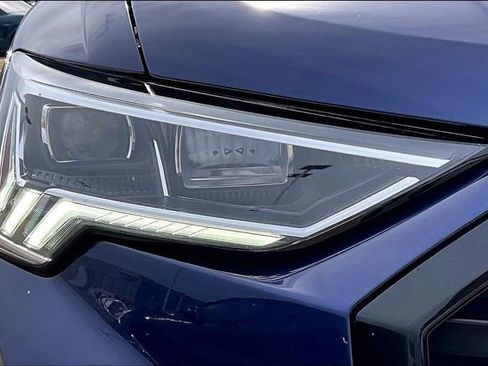 Used 2024 Audi Q3 2.0T Premium Plus w/ Premium Plus Package image 31