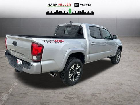Certified 2018 Toyota Tacoma TRD Sport AWD/4WD image 6