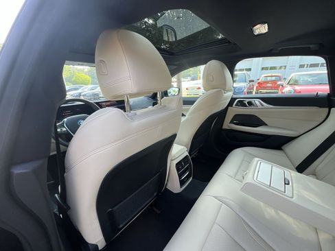 Used 2023 BMW i4 eDrive40 w/ Premium Package RWD image 27
