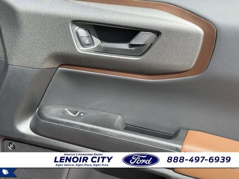 New 2025 Ford Bronco Sport Outer Banks w/ Sasquatch Outer Banks Package image 19