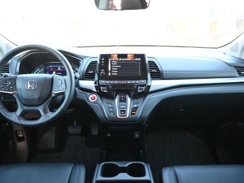 Used 2024 Honda Odyssey EX-L image 5