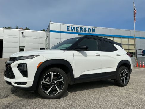 Used 2023 Chevrolet TrailBlazer RS w/ Convenience Package AWD/4WD image 4