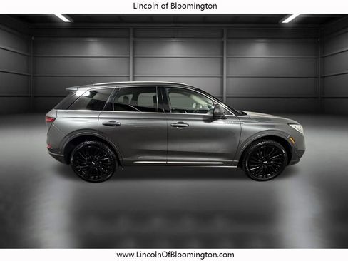 Used 2022 Lincoln Corsair Reserve w/ Equipment Group 201A image 7