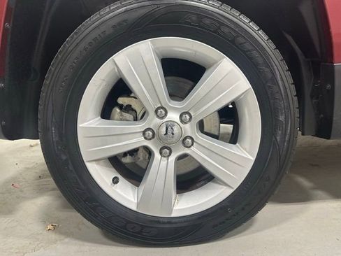 Used 2015 Jeep Patriot Latitude image 24